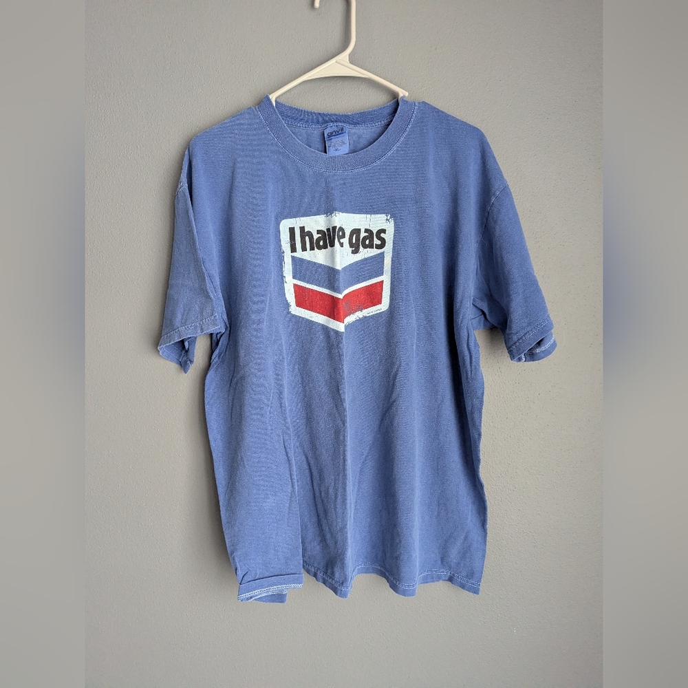 Anvil brand blue crewneck t-shirt size XL. I have gas 23x19 x27